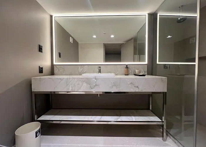 Mar ConventionsHotel Em